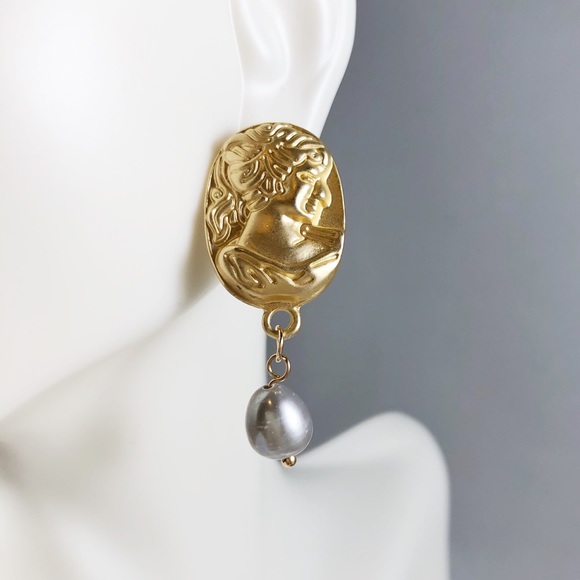 Gold Roman Coin Gray Freshwater Pearl Earrings - Picture 2 of 6